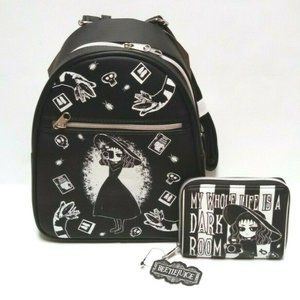 loungefly beetlejuice wallet